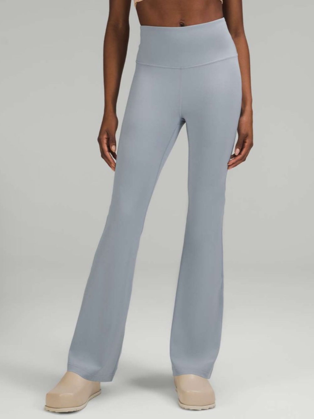 Lululemon Groove Super-High-Rise Flared Pant Nulu Chambray Blue Women’s Size 10